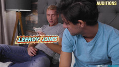 Next Door Studios: NextDoorStudios - Adakah Leeroy Jones akan menjadi superstar seterusnya di dunia...