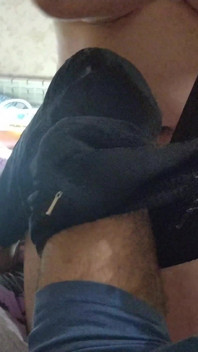 Kız arkadaşım büyük yarağıma oral seks yapıyor