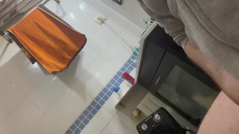 The newhere: Paja Y Corrida En El Baño