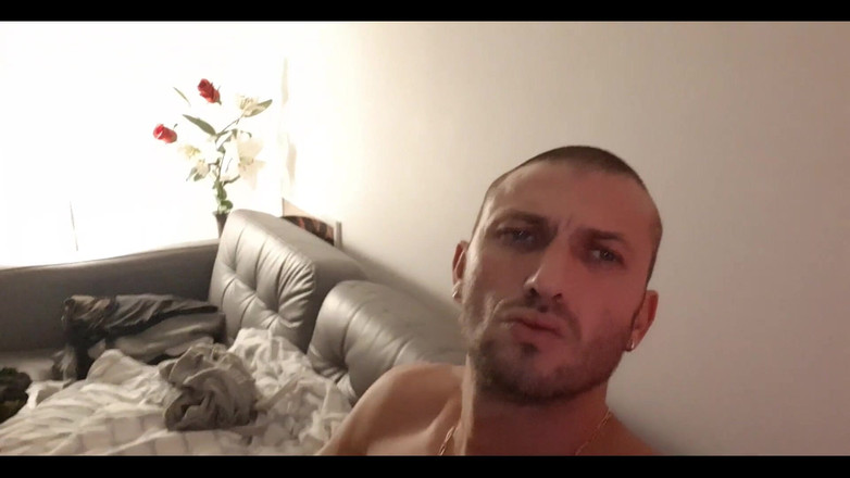 Boy jerking off: おはようみん、フォロー・オン