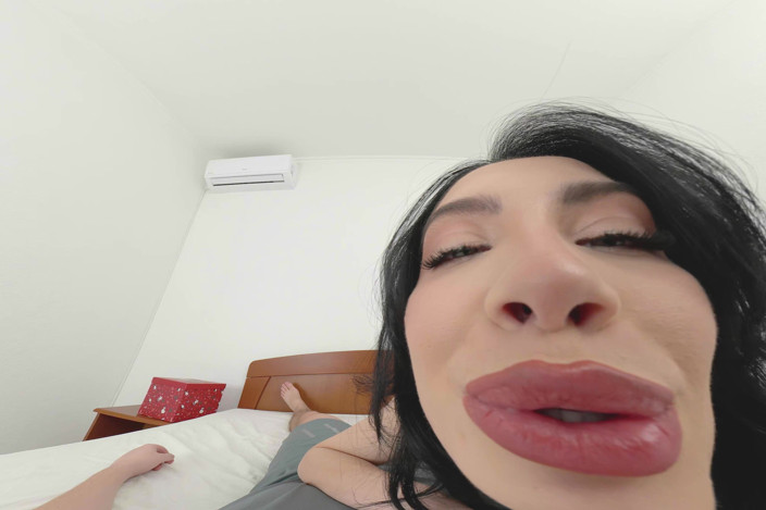 VRDome: Presents with Good Vibes