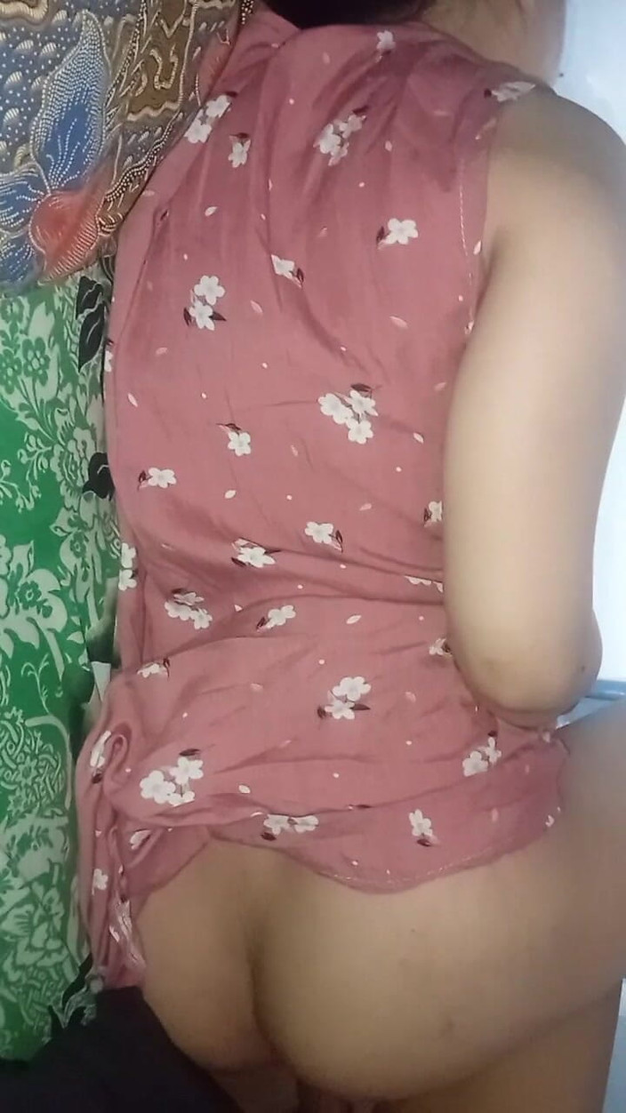 Famly sex: Vẫn thưởng thức âm hộ của anh kế với những tiếng...