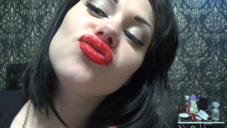 Goddess Misha Goldy: Pocałuj mnie kochanie! Czerwona szminka i duże seksowne usta fetysz