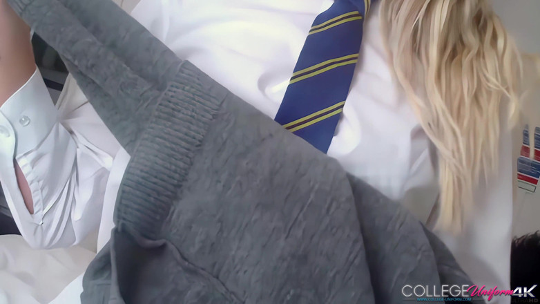 College Uniform: Studentské tělo představuje Danielle Maye