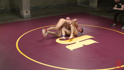 Kink Men Classics: Nacktes Kombat: mitch vaughn gegen adia (beau reed)