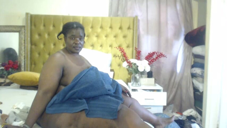 Legendary Booty Overdose: Zralá bbw ručník škádlení a masturbace
