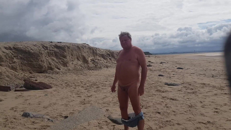 Miguel13: Na plaży