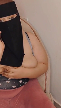 Nick: Bunda egípcia muito gostosa é fodida por encanador, sexo árabe quente