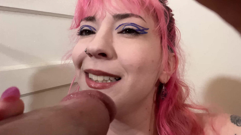 lilredvelvettt: Ex tě zmenšuje pro nové bf