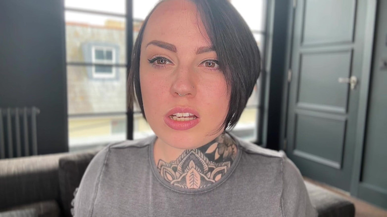 Miss Valentina: Terobsesi untuk nyepong kontol