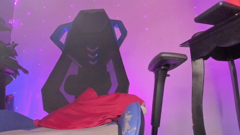 Bella Duval: Růžový Kolumbijský Penis, Projíždíš Jazykem