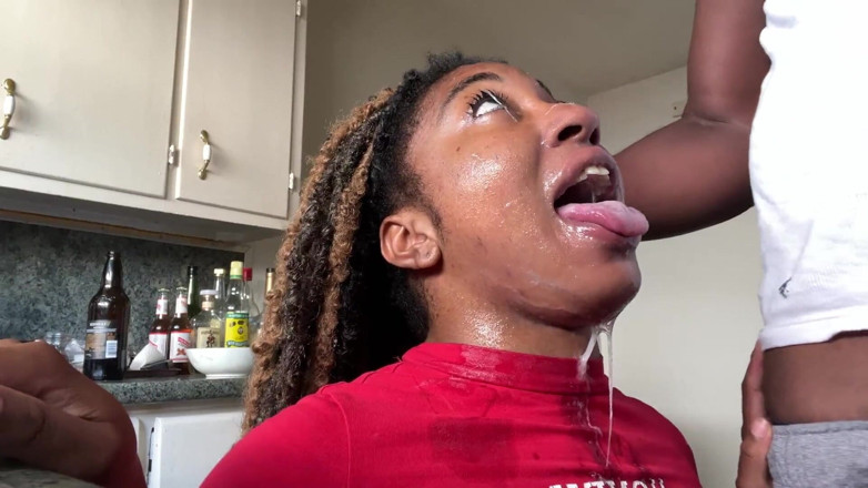Fijii pornbox: My Stepdad Was at Work so Stepbro Use His Big...