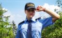 Elfron - Adult artstudio: Policistka Barbara Bieber zatkne Elfrona