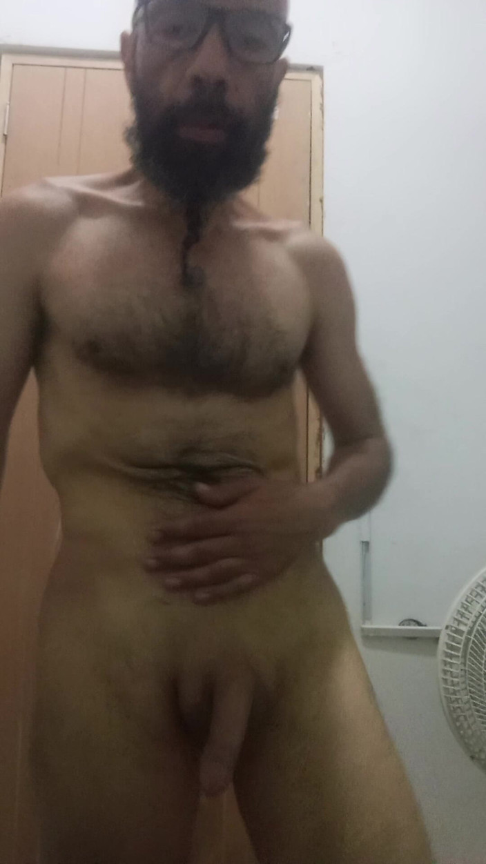 Jhonbahh: Desnudo Y Con Ganas De Follar