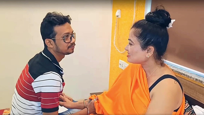 arrk: Tantrik Mata Ki Garam Jawani...