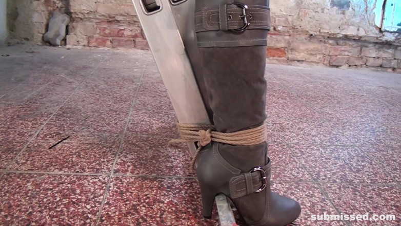 Submissed: Anouk Tied to Ladder Tit-grabbed Nipple-clamped