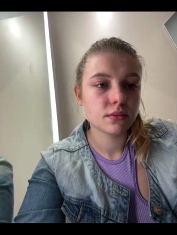 JuiceLussie: Sodomie en public