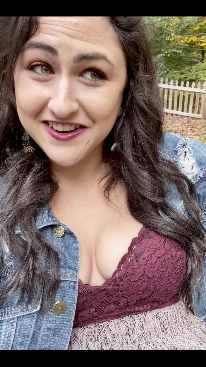 Josie Jaxxon: Ein weiteres Kapitel der Abenteuer von Josie Jaxxon!