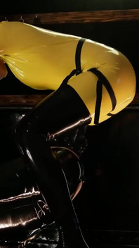 Latex size queen fucks slutty sub