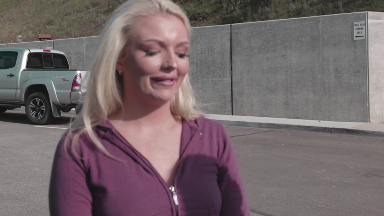 HotwifeXXX: Missa Mars ne perd pas une grosse occasion de creampie