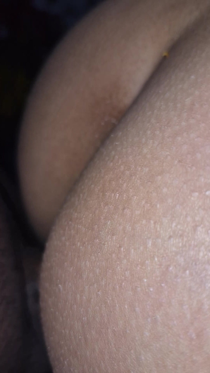 Sirohi: Pierwszy seks przyrodniej siostry w dupę