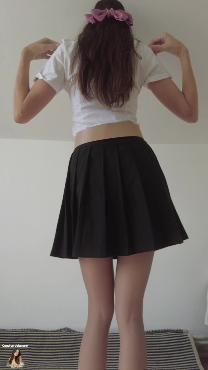 CandiceDelaware: 더러운 틱톡을 만드는 학생
