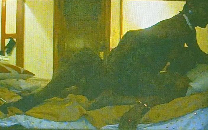 TS freaky MILF: Shemale a BBC role hrají sprostě mluvící ošklivě