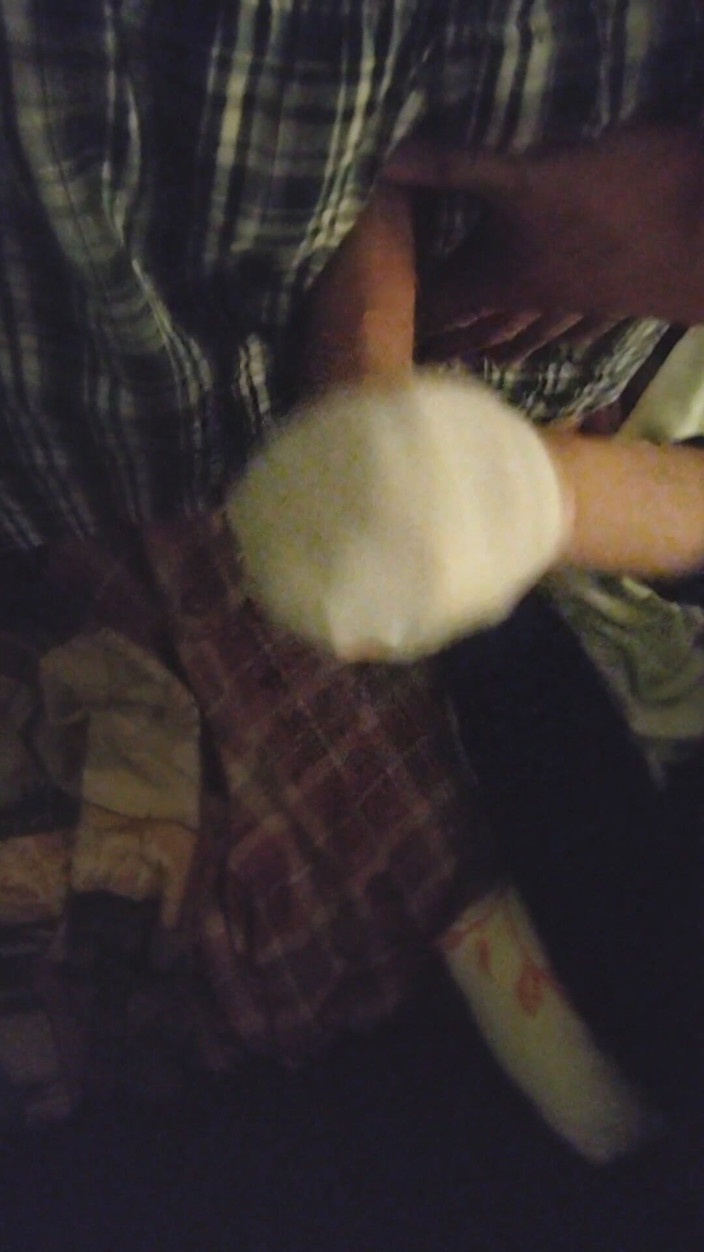 SocksAddict69: Сексуальная маленькая белая лодыжка, дрочка носка, дрочка носка