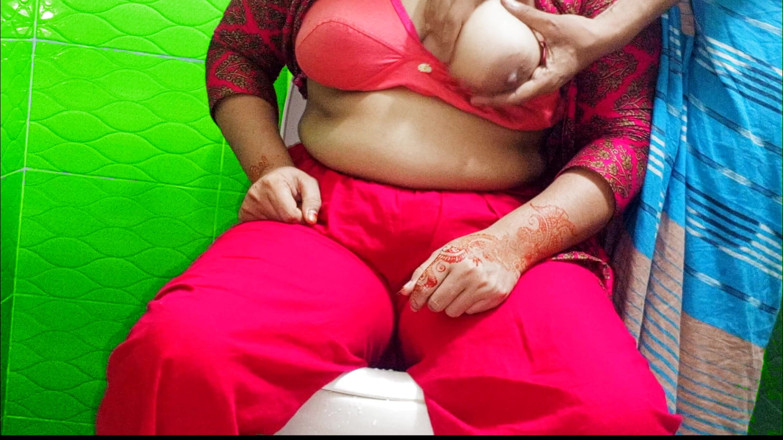 Nadiyabd: Mama vitregă proaspăt căsătorită din Bangladesh Vorbește murdar cu fiul...
