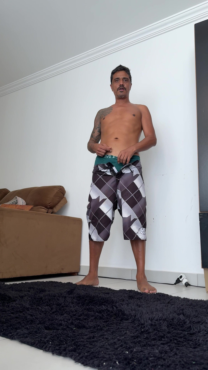 Rebeca Juicy: Ein Duo pinkeln lassen