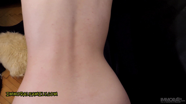 Immoral Family: First threesome! Tiny Russian Kate Quinn gets taboo tag-team