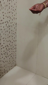 Pinki Bath with South Indian Boss