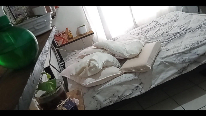 Karmicoxv: Mature MILF Cleaning Her Room 1