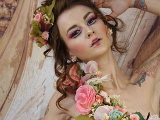 Bravo Models Media: 416 Păpușă costumată cu flori roz Adele Unicorn