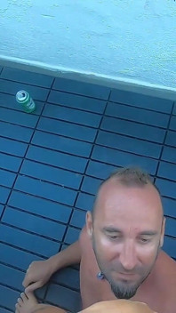 Pissen in elkaars mond & slikken