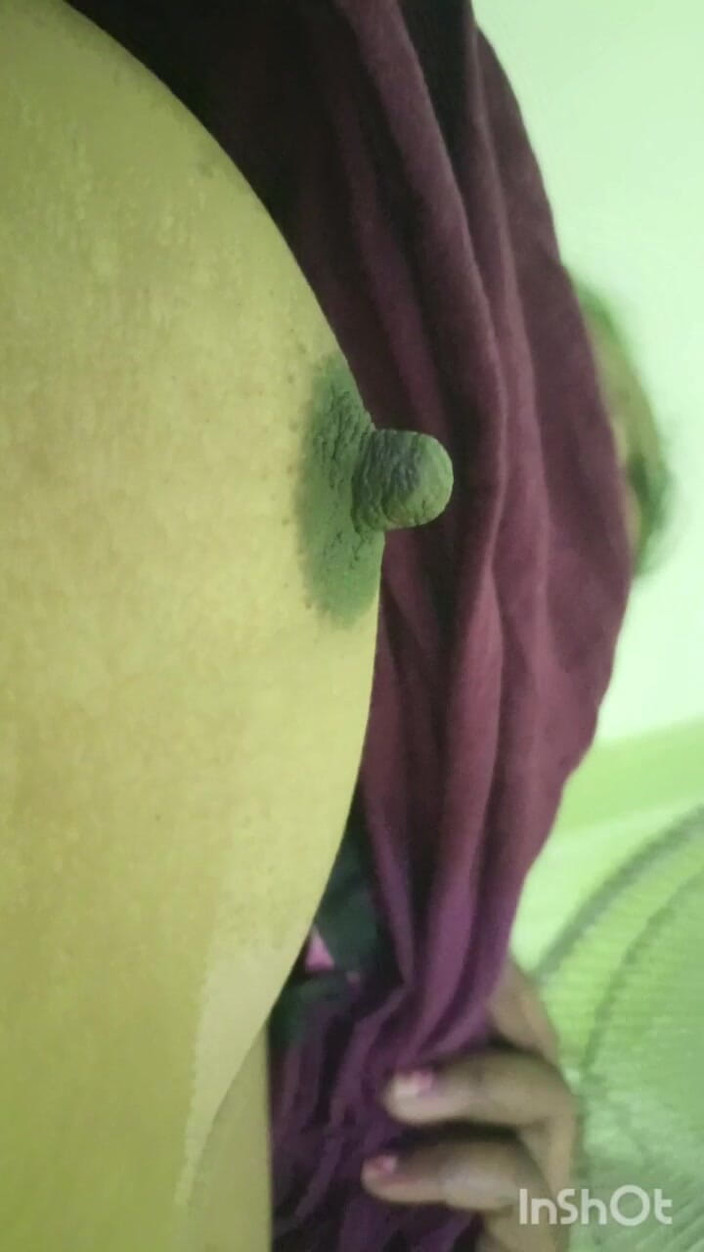Hotmahi: Adegan romantis Hotmahi