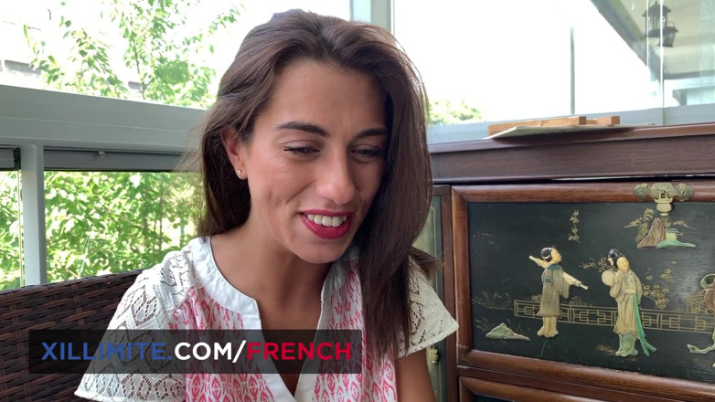 French girls at work: La piccola ragazza francese megane lopez viene scopata da un...
