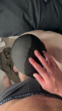 The tall Brit: 受虐狂Twwink崇拜高大的英国人