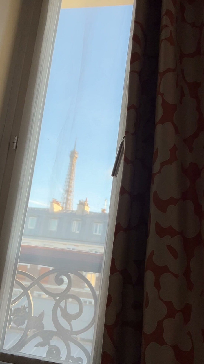 MyPrejacBoyfriend: Blowjob menelan mani dengan pemandangan Menara Eiffel
