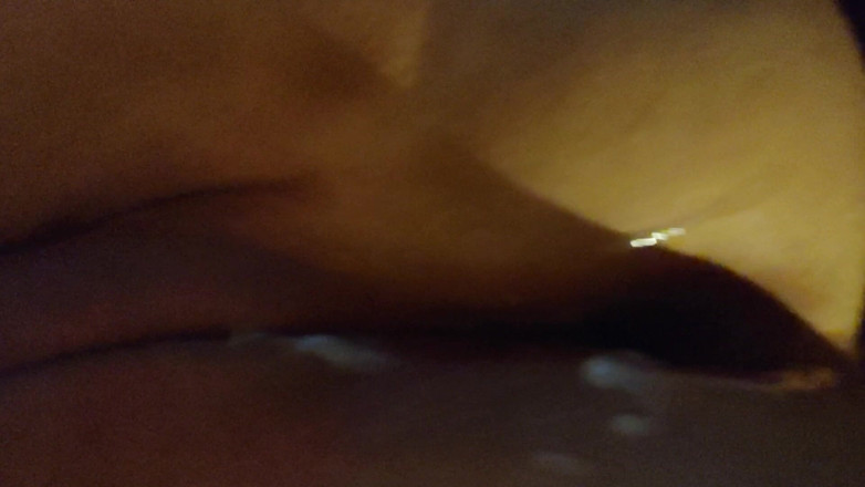 BbwCreampie69: Ráda jezdí na péru a dostává zadek do mrdky