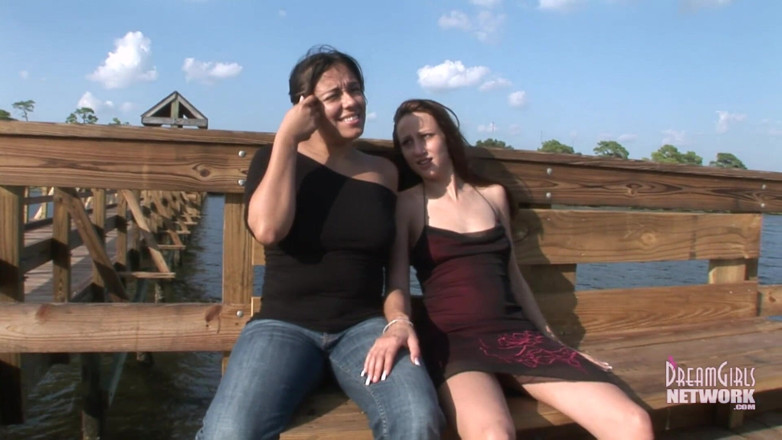 Dream Girls: Two Latinas twerking naked