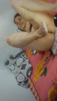 Ador66: Вона не пошкодує про те, що завжди так приємно і смачно соковито робить свою пизду