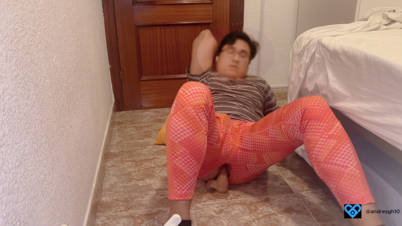 Andresgh10: Montato su un pene