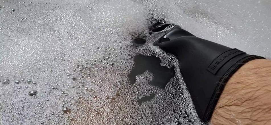 Dreamofevolution: Фиалки синие, розы - красные и сапоги охотника - черные