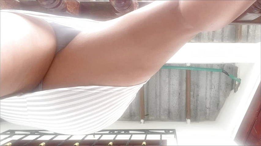 Filming Beautiful Women in the Outdoor Locker Room (Katrina 4 deluxe)