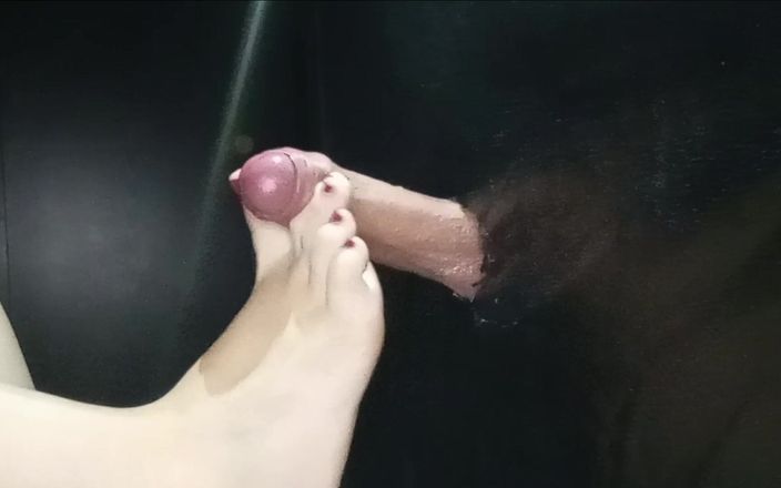 Sexoamateur: Gloryhole Cumshot