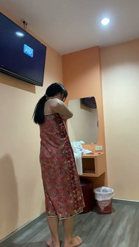 After Finishing the Merit Ceremony, Let's Go to the Hotel.
