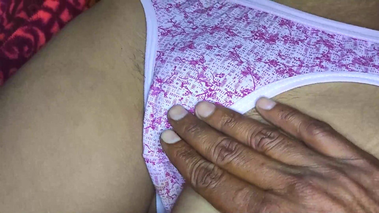 StreetPalyBoy: Rajasthani Hintçe neha göğüsler süte masaj yapıyor ve amına boşalma