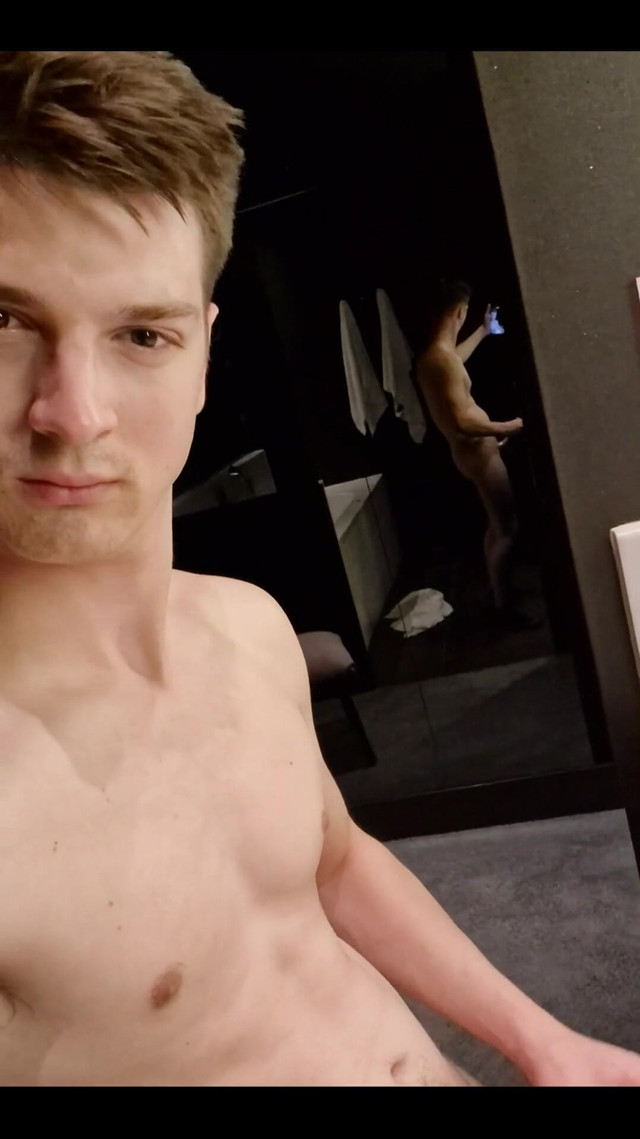 Really Want to Cum (Snauwflake)