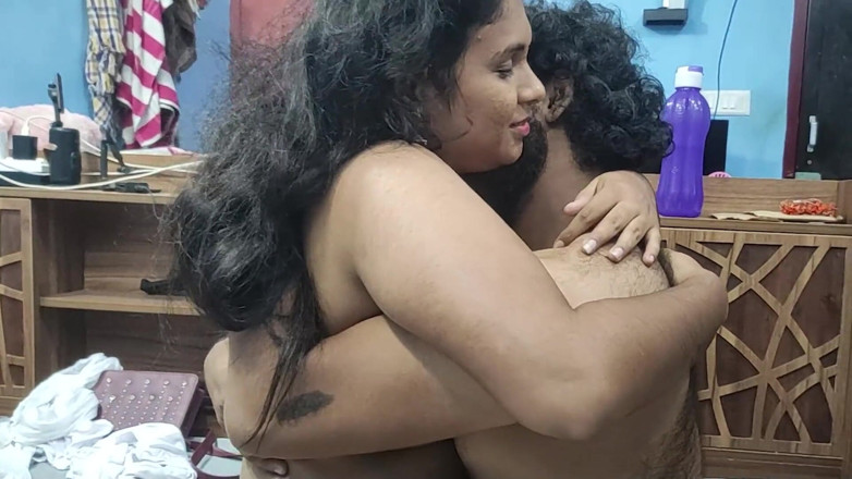 Vaigavarun45: 남편의 친구와 결혼 기념일 선물을 공유하는 Blinfdfolded 마누라